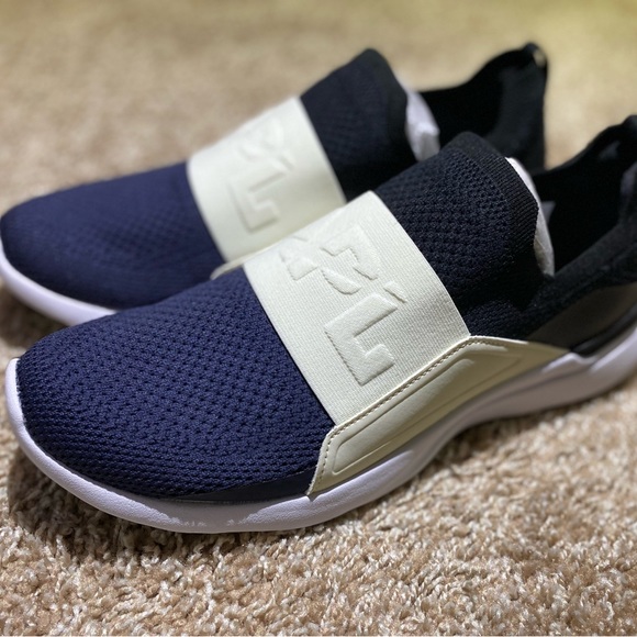 BNIB APL Women’s Techloom Bliss Shoes - Picture 1 of 4